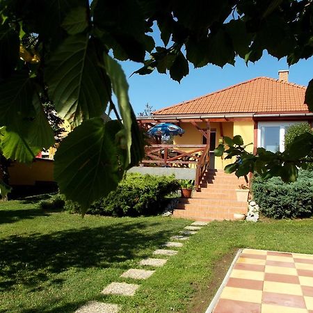 Villa Iris Egerszalók Extérieur photo